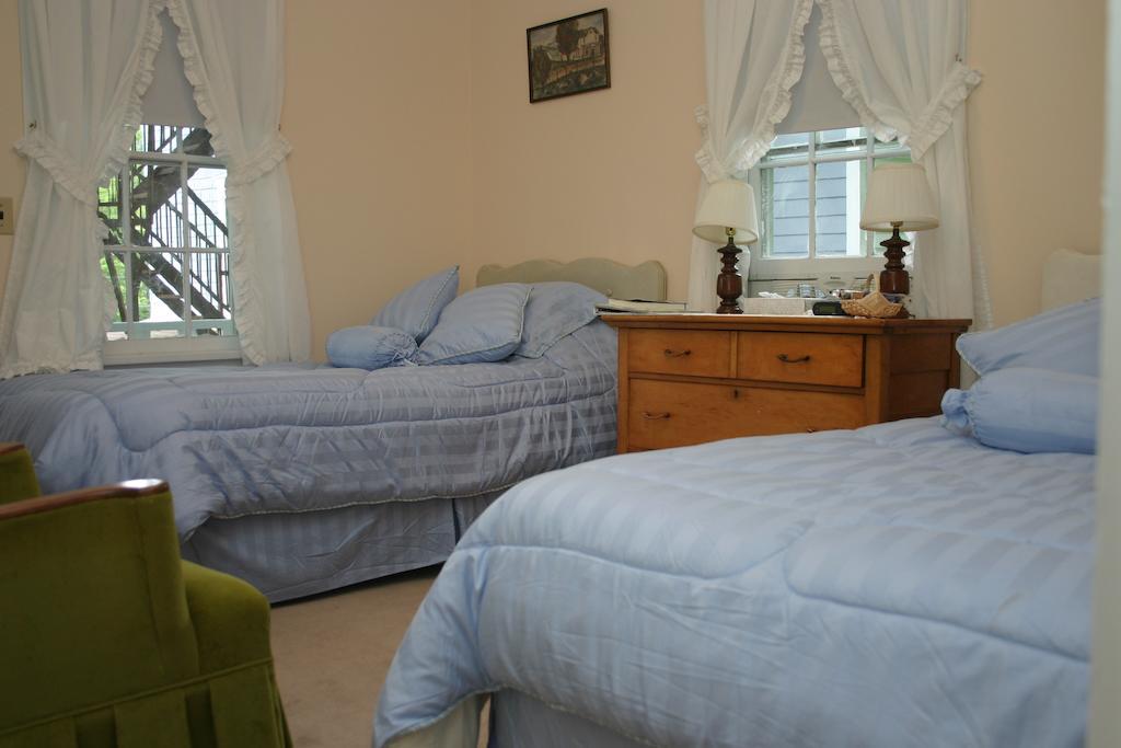 Inn At Starlight Lake & Restaurant الغرفة الصورة