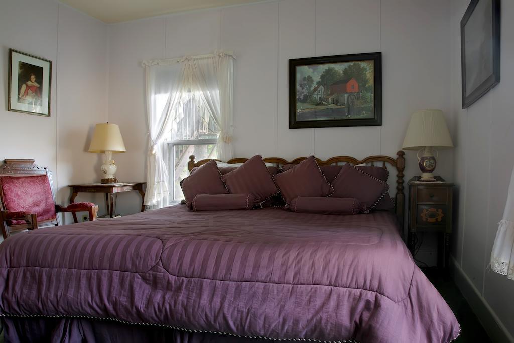 Inn At Starlight Lake & Restaurant الغرفة الصورة